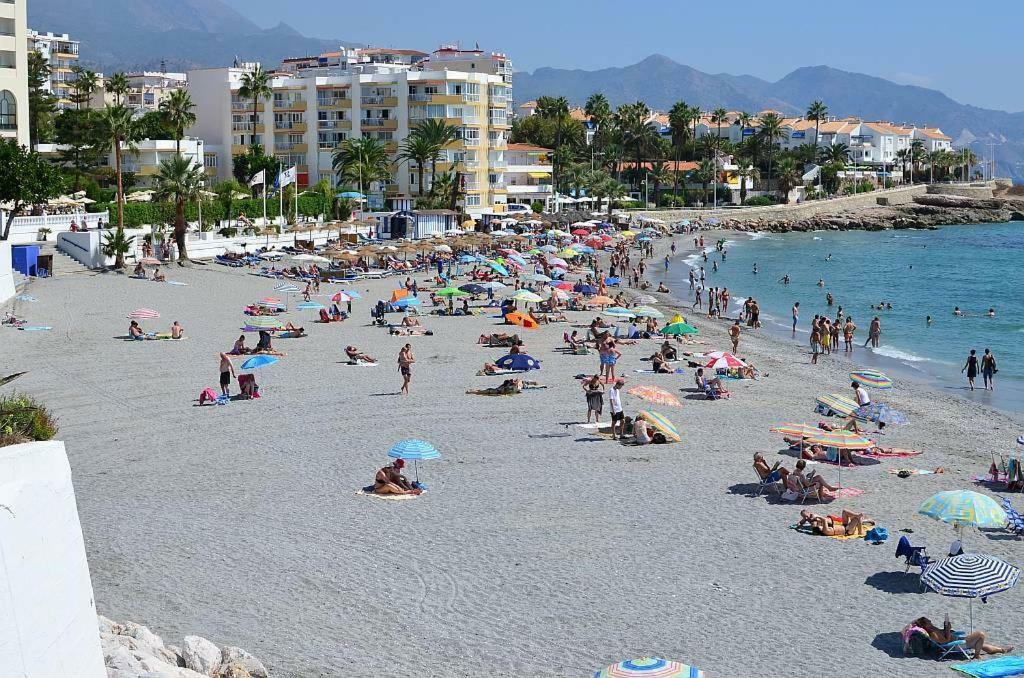 Apartamento Toboso Lena Nerja Bagian luar foto
